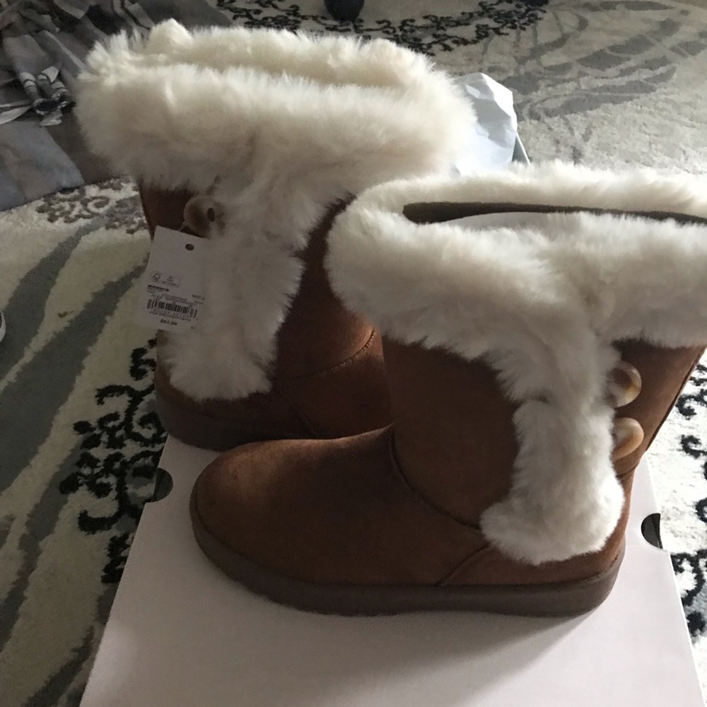 Brand new Girls winter boot